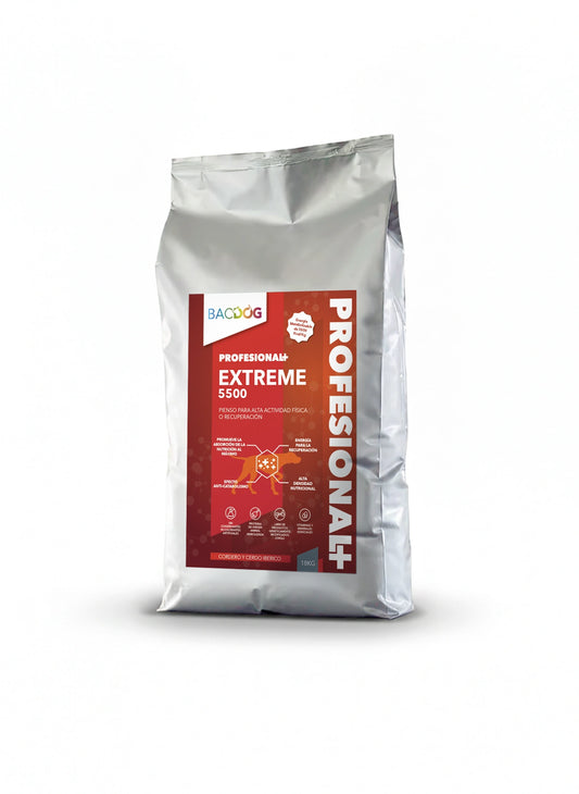 Pienso Bacdog Extreme 5500 de Cordero e Ibérico (Profesional+) para perros de trabajo y máximo rendimiento.