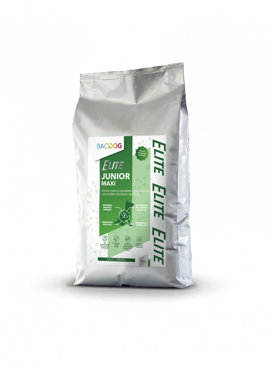 Pienso Bacdog Junior Maxi de Pollo y Ternera (Elite) para el crecimiento de perros jóvenes de razas grandes.